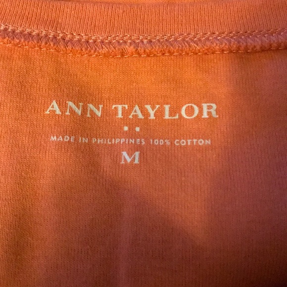Ann Taylor Short Sleeve V-Neck Cotton Top Medium - Picture 4 of 4